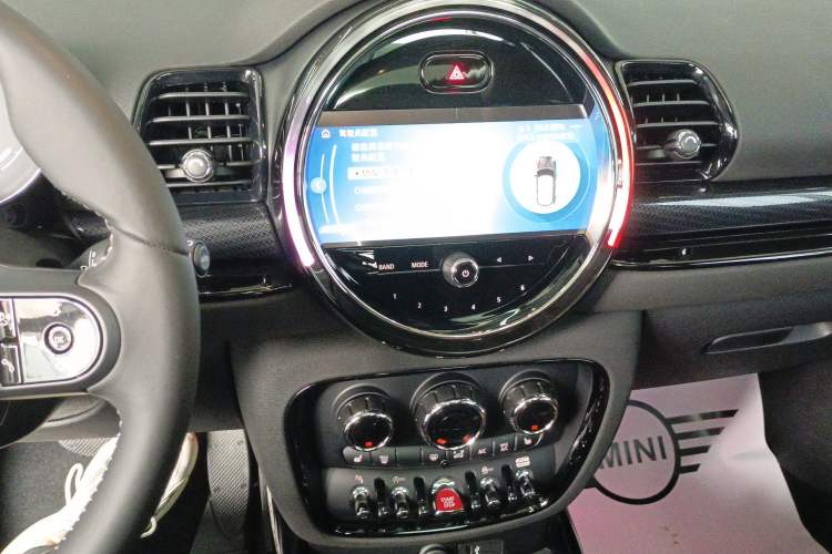 Used MINI Clubman 2023 Refresh 1.5T COOPER Connoisseur Audio And AC Panel