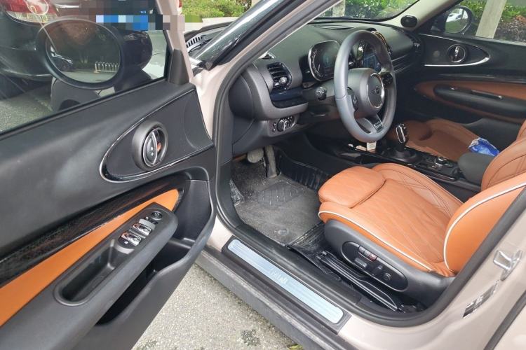 Used MINI Clubman 2023 1.5T COOPER Connoisseur Driver Seat