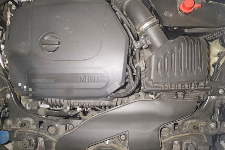 Used MINI Clubman 2023 Updated 1.5T COOPER Classic Edition Engine Bay