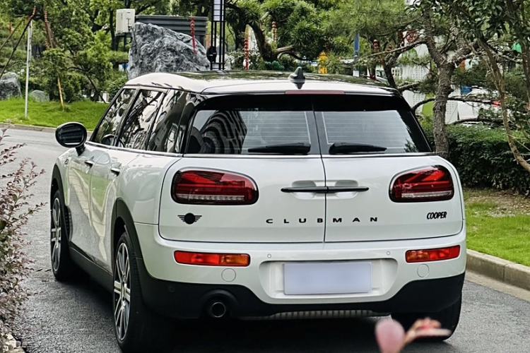 Used MINI Clubman 2023 1.5T COOPER Connoisseur Exterior 4