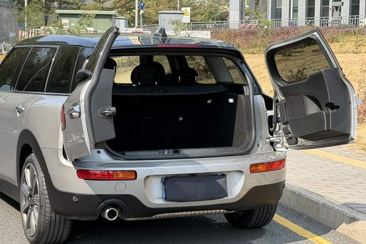 Used MINI Clubman 2023 Refresh 1.5T COOPER Connoisseur Exterior 8
