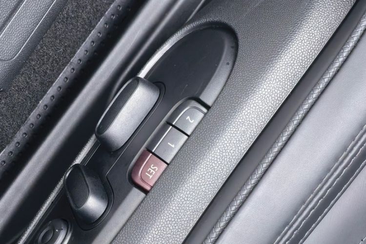 Used MINI Clubman 2023 Refresh 1.5T COOPER Connoisseur Interior 7