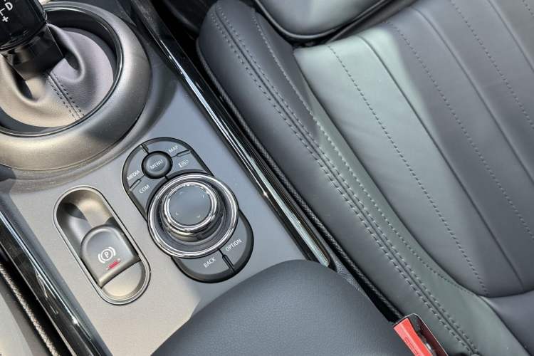 Used MINI Clubman 2023 Refresh 1.5T COOPER Connoisseur Interior 9
