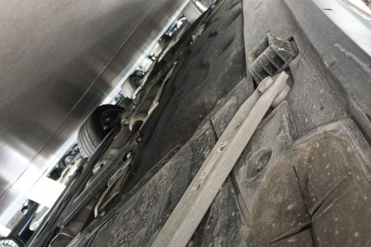 Used MINI Clubman 2023 Refresh 1.5T COOPER Connoisseur Left Side Sill