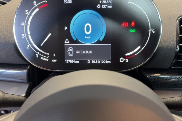 Used MINI Clubman 2023 1.5T COOPER Connoisseur Odometer Close Up