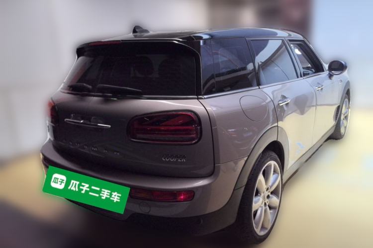 Used MINI Clubman 2023 Updated 1.5T COOPER Classic Edition Rear Right 45 Deg