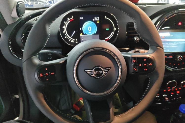 Used MINI Clubman 2023 Refresh 1.5T COOPER Connoisseur Steering Wheel