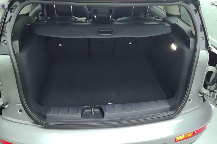 Used MINI Clubman 2023 Refresh 1.5T COOPER Connoisseur Trunk