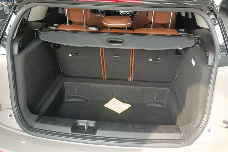 Used MINI Clubman 2023 Refresh 1.5T COOPER Connoisseur Trunk