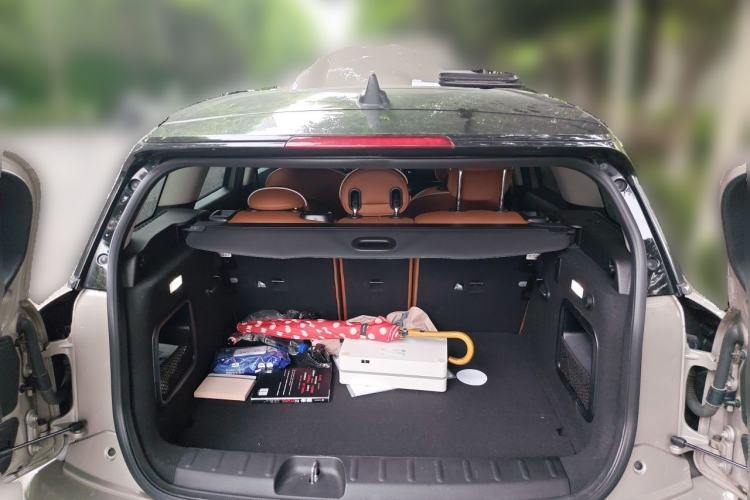 Used MINI Clubman 2023 1.5T COOPER Connoisseur Trunk
