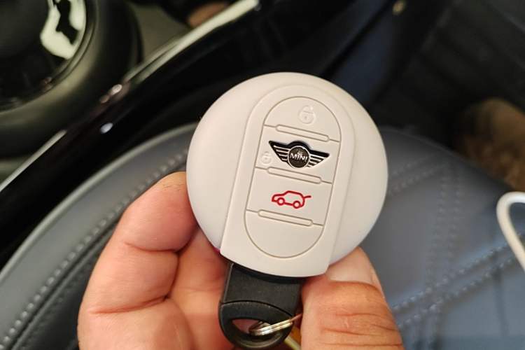 Used MINI Clubman 2023 1.5T COOPER Connoisseur Vehicle Key