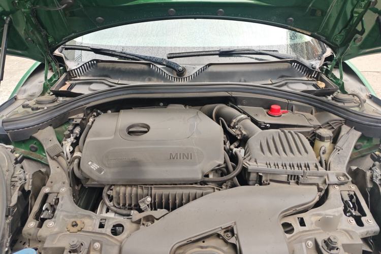 Used MINI Clubman 2023 1.5T COOPER Connoisseur Engine Bay