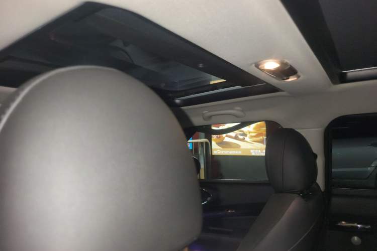 Used MINI Clubman 2023 1.5T COOPER Connoisseur Headliner