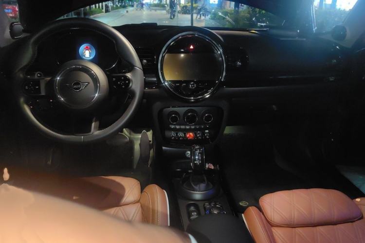 Used MINI Clubman 2023 2.0T COOPER S Connoisseur Interior 2