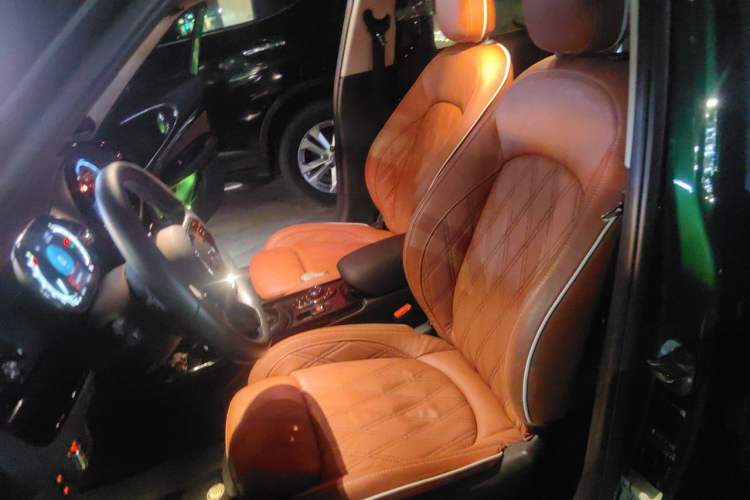 Used MINI Clubman 2023 2.0T COOPER S Connoisseur Left Front Seat