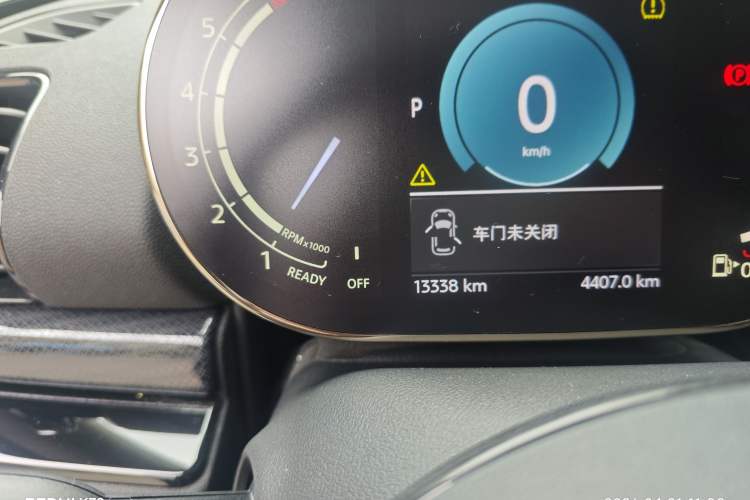 Used MINI Clubman 2023 1.5T COOPER Connoisseur Odometer Close Up
