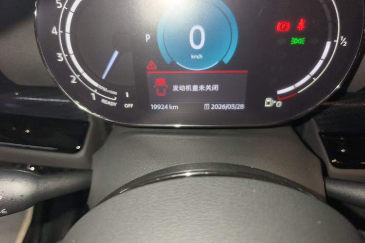 Used MINI Clubman 2023 1.5T COOPER Connoisseur Odometer Close Up