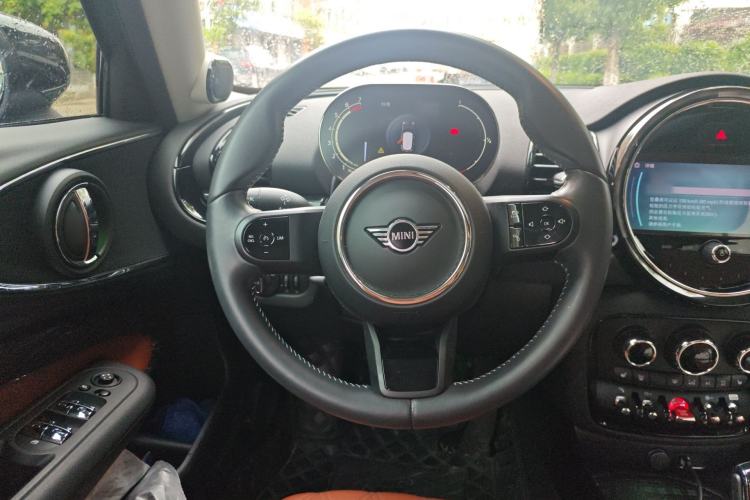 Used MINI Clubman 2023 1.5T COOPER Connoisseur Steering Wheel