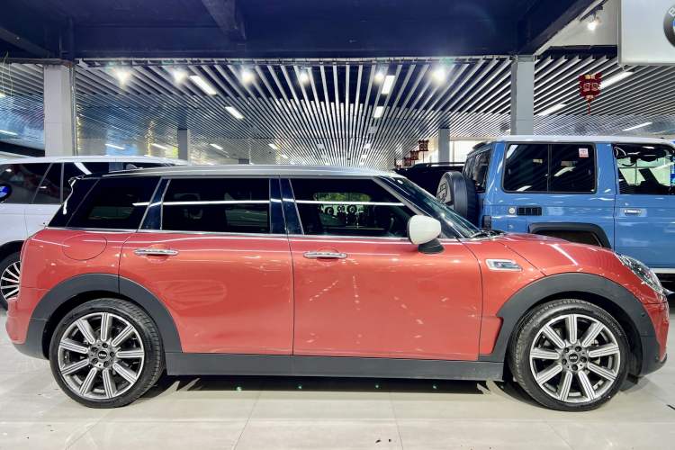Used MINI Clubman 2023 2.0T COOPER S Connoisseur Exterior 4