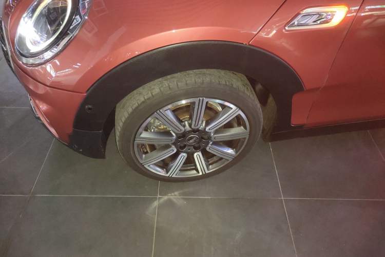 Used MINI Clubman 2023 2.0T COOPER S Connoisseur Exterior 7