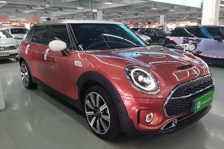 Used MINI Clubman 2023 2.0T COOPER S Connoisseur Front Right 45 Deg