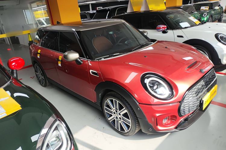 Used MINI Clubman 2023 Revised 2.0T COOPER S Connoisseur Front Right 45 Deg