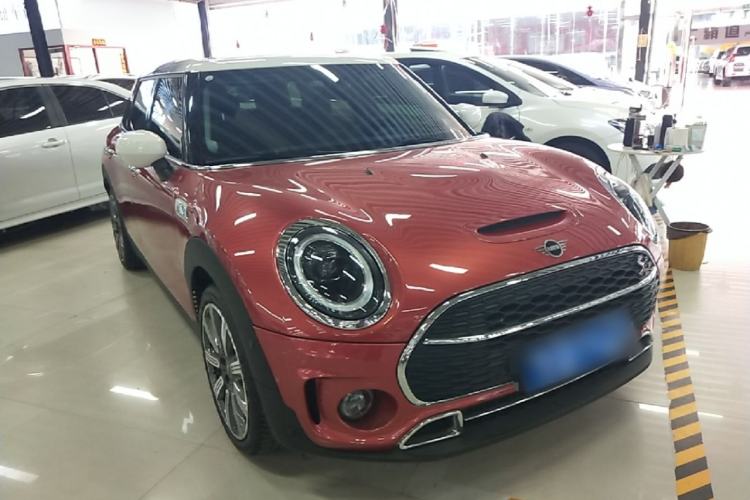 Used MINI Clubman 2023 2.0T COOPER S Connoisseur Front Right 45 Deg