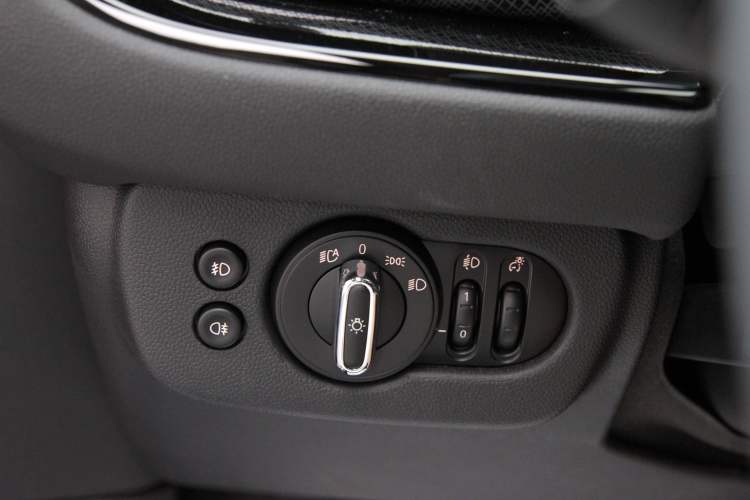 Used MINI Clubman 2023 2.0T COOPER S Limited Edition Arc Interior 11