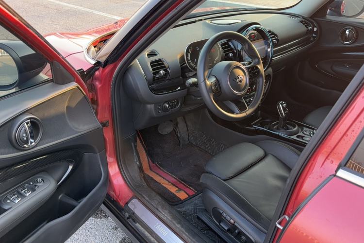 Used MINI Clubman 2023 1.5T COOPER Connoisseur Interior 2