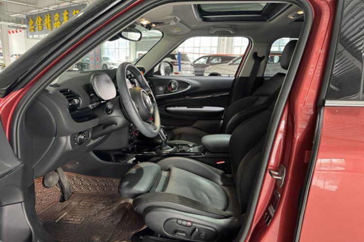 Used MINI Clubman 2023 2.0T COOPER S Connoisseur Interior 7