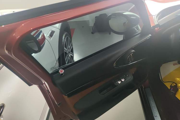 Used MINI Clubman 2023 Revised 2.0T COOPER S Connoisseur Left Front Door Interior