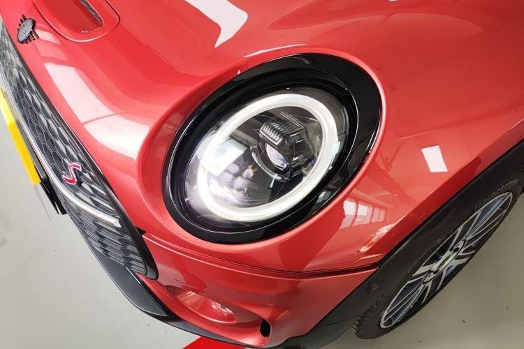 Used MINI Clubman 2023 Revised 2.0T COOPER S Connoisseur Left Front Headlight