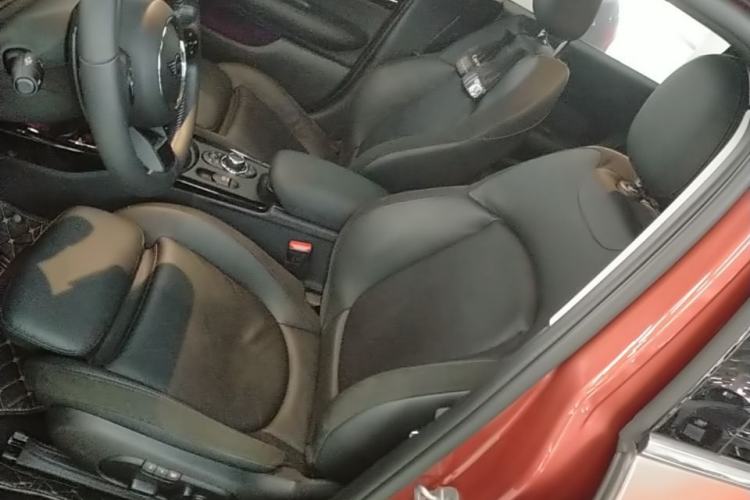 Used MINI Clubman 2023 2.0T COOPER S Connoisseur Left Front Seat