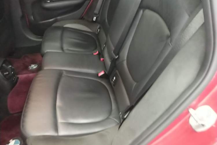 Used MINI Clubman 2023 2.0T COOPER S Connoisseur Left Rear Seat