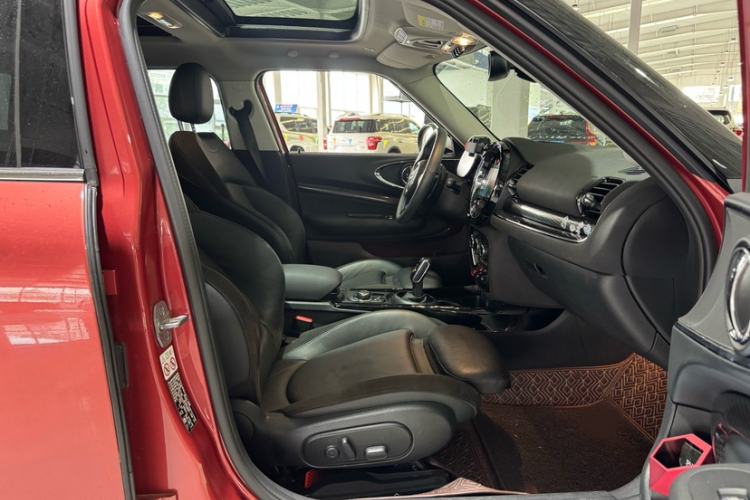 Used MINI Clubman 2023 2.0T COOPER S Connoisseur Right Front Seat