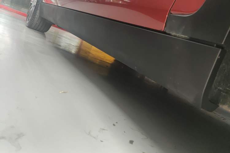 Used MINI Clubman 2023 Revised 2.0T COOPER S Connoisseur Right Side Sill