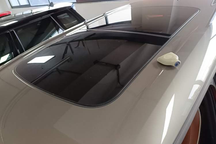 Used MINI Clubman 2023 Revised 2.0T COOPER S Connoisseur Roof