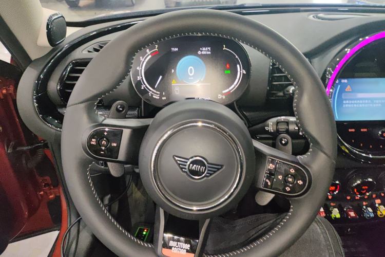 Used MINI Clubman 2023 2.0T COOPER S Limited Edition Arc Steering Wheel