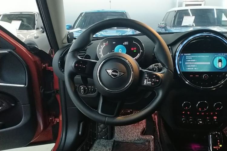 Used MINI Clubman 2023 2.0T COOPER S Connoisseur Steering Wheel