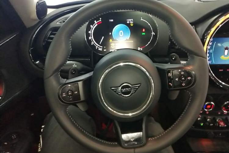 Used MINI Clubman 2023 2.0T COOPER S Connoisseur Steering Wheel