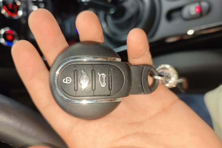 Used MINI Clubman 2023 1.5T COOPER Classic Edition Vehicle Key