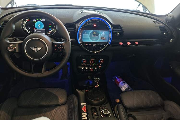 Used MINI Clubman 2023 Revised 2.0T COOPER S Connoisseur Audio And AC Panel