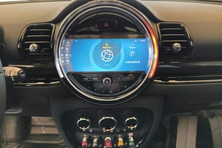 Used MINI Clubman 2023 1.5T COOPER Connoisseur Audio And AC Panel