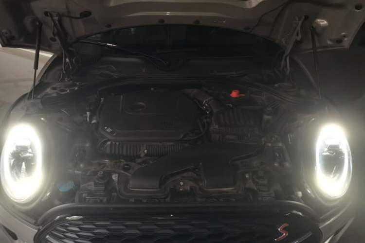 Used MINI Clubman 2023 Revised 2.0T COOPER S Connoisseur Engine Bay