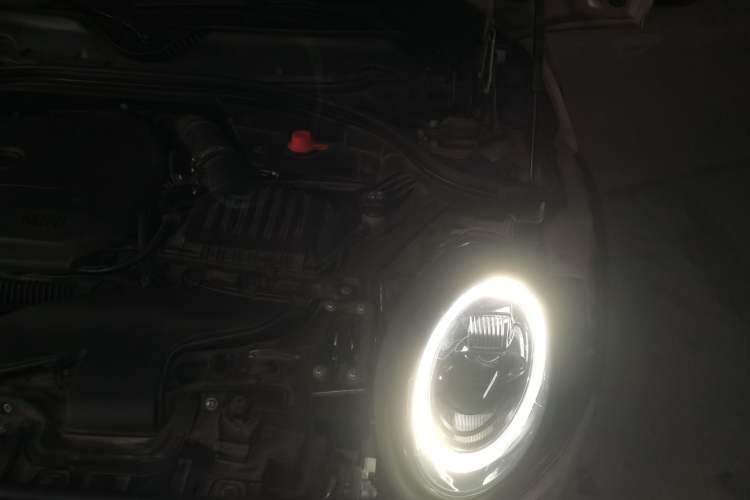 Used MINI Clubman 2023 Revised 2.0T COOPER S Connoisseur Engine Bay Left