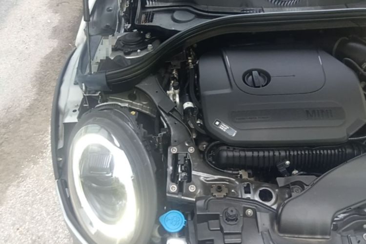 Used MINI Clubman 2023 Final Edition The Last Gentleman Commemorative Edition Engine Bay Right