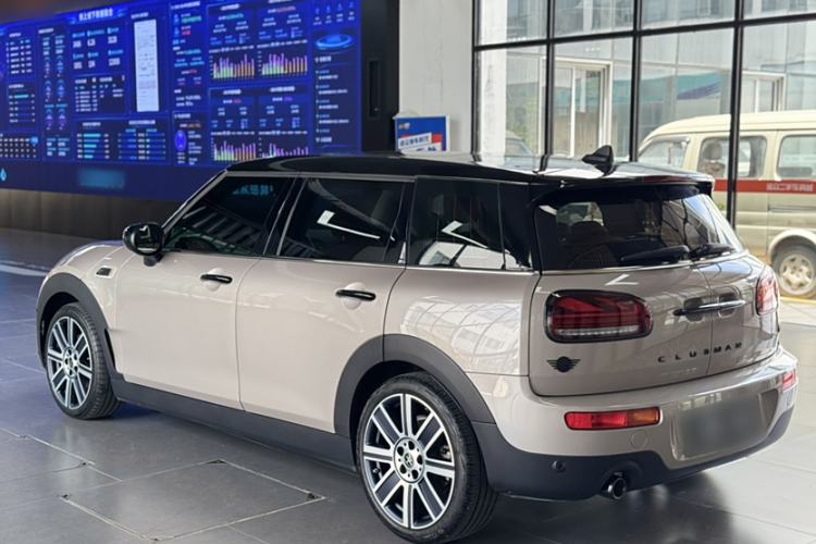 Used MINI Clubman 2023 1.5T COOPER Connoisseur Exterior 2