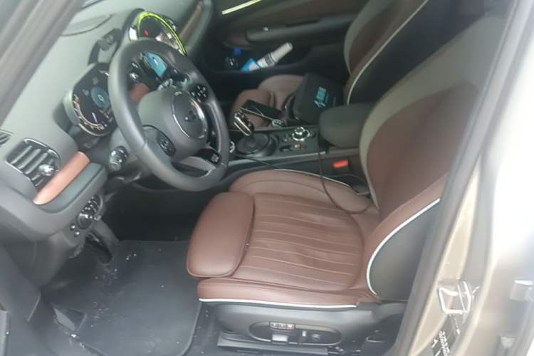 Used MINI Clubman 2023 Final Edition The Last Gentleman Commemorative Edition Left Front Seat