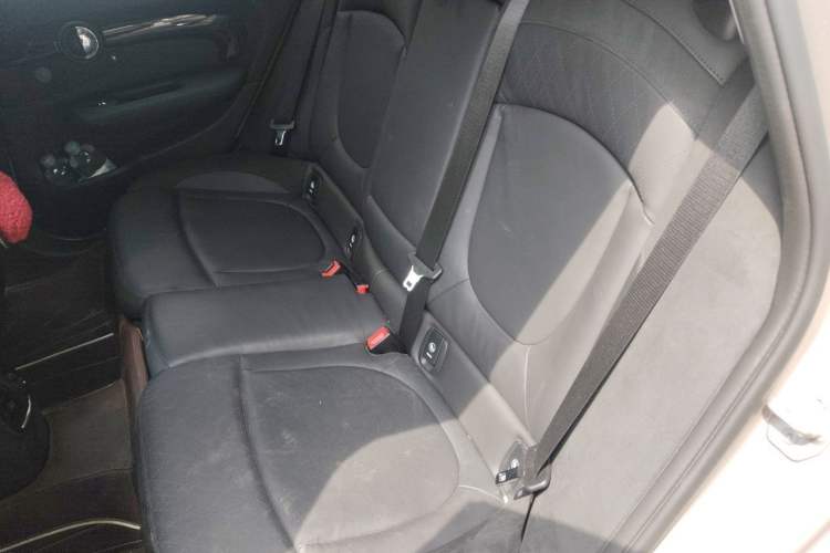 Used MINI Clubman 2023 Refresh 1.5T COOPER Connoisseur Left Rear Seat