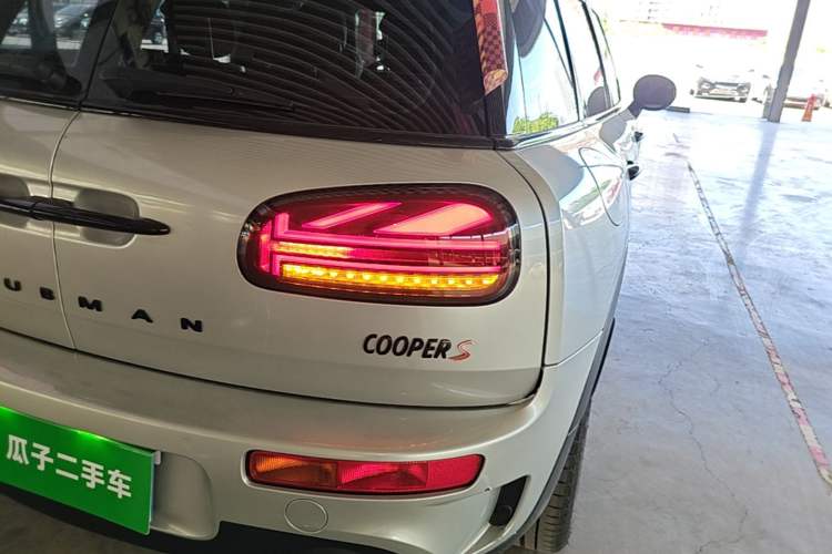 Used MINI Clubman 2023 Revised 2.0T COOPER S Connoisseur Right Rear Taillight